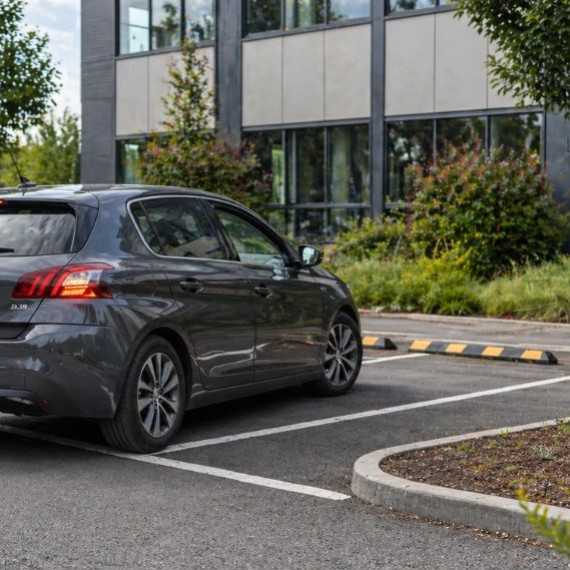 Comment faciliter le stationnement des usagers sur votre parking ?