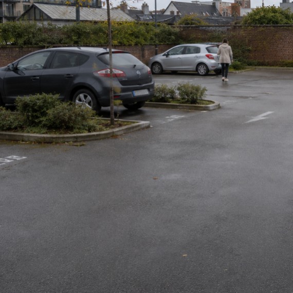 Aménager un parking en copropriété : règles, dimensions et solutions